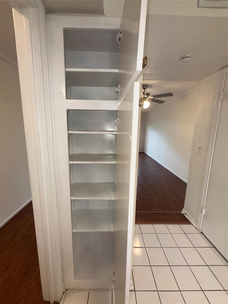 2039 Winrock Boulevard - Photo 7