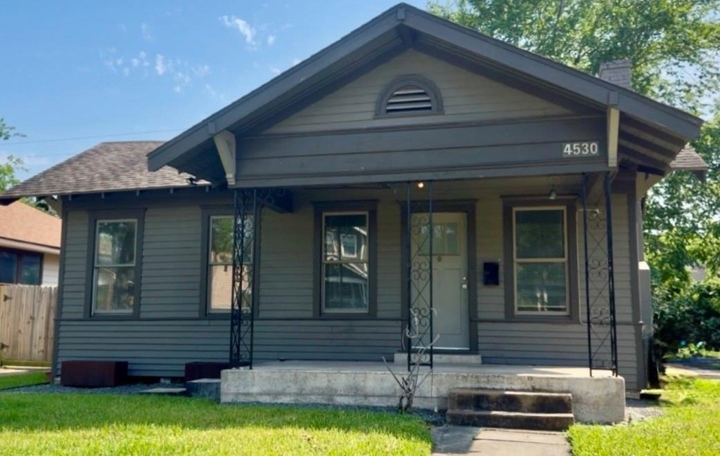 4530 Walker Street - Photo 10