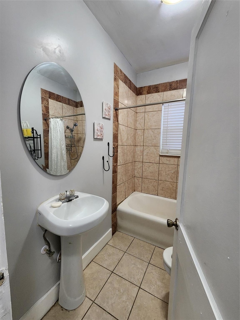 2504 Isabella Street - Photo 10