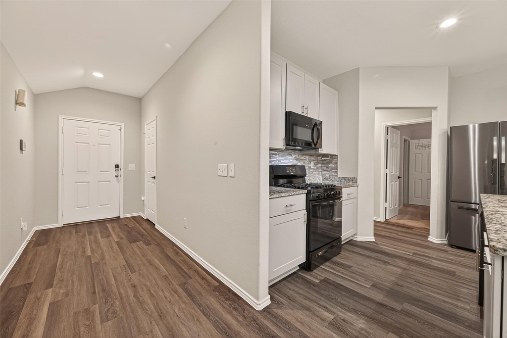 10411 Meadow Saffron Drive - Photo 4