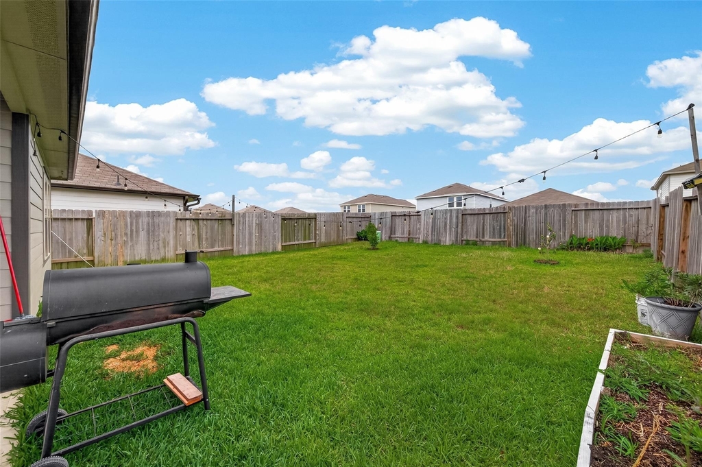 10411 Meadow Saffron Drive - Photo 32