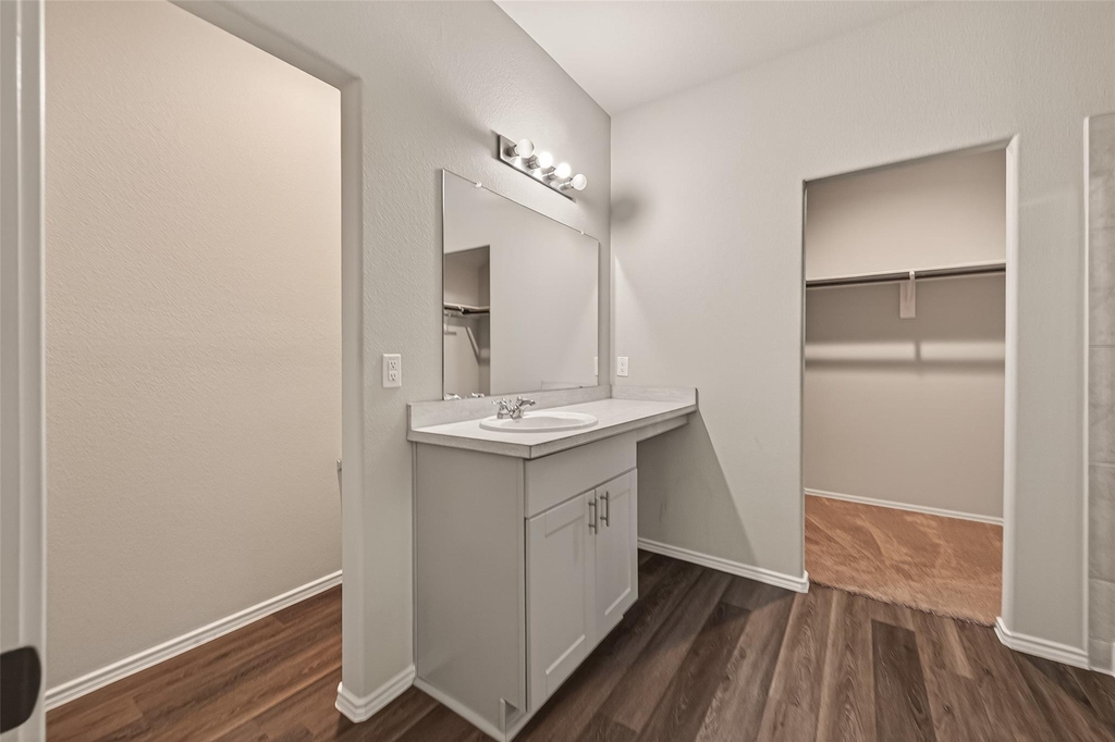10411 Meadow Saffron Drive - Photo 26