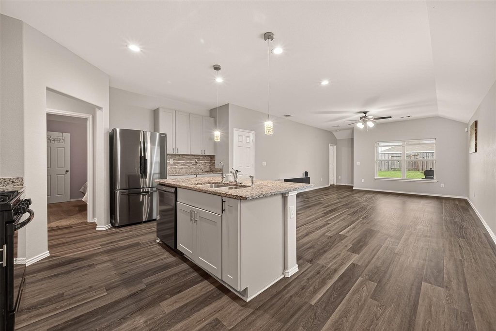 10411 Meadow Saffron Drive - Photo 8