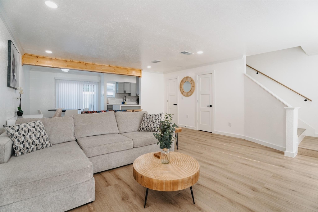 6001 Reims Road - Photo 3