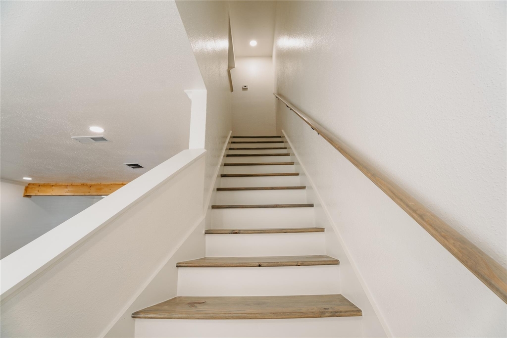 6001 Reims Road - Photo 26