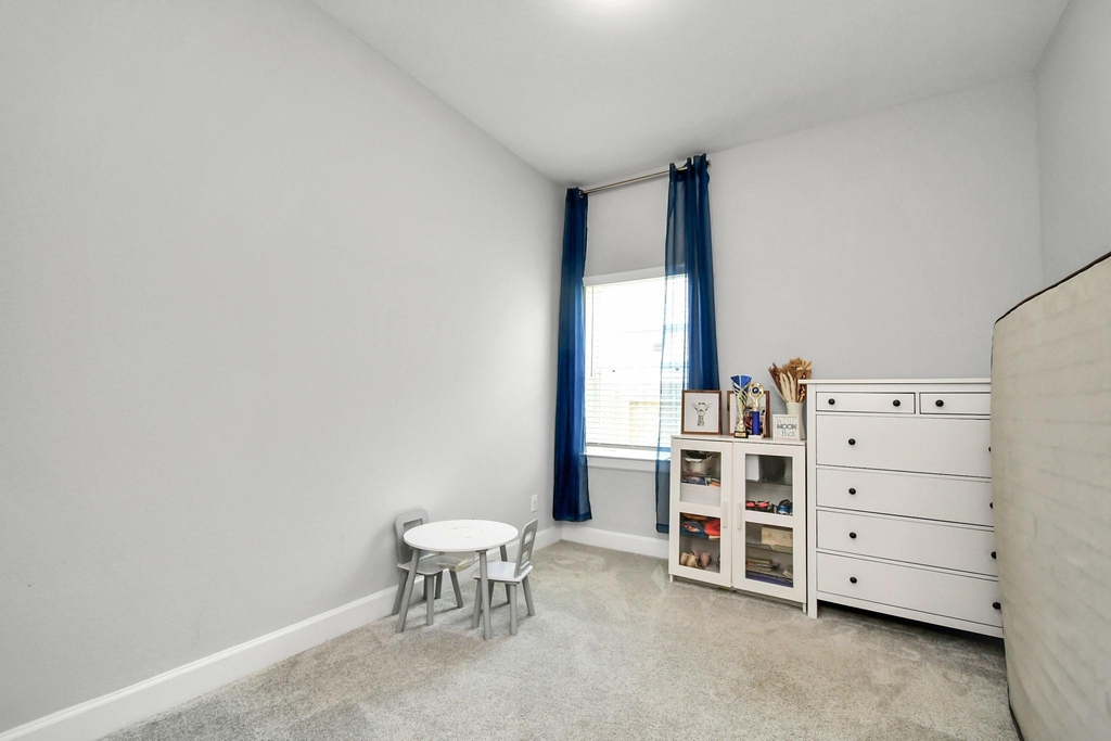 10002 Serenity Grove Drive - Photo 22