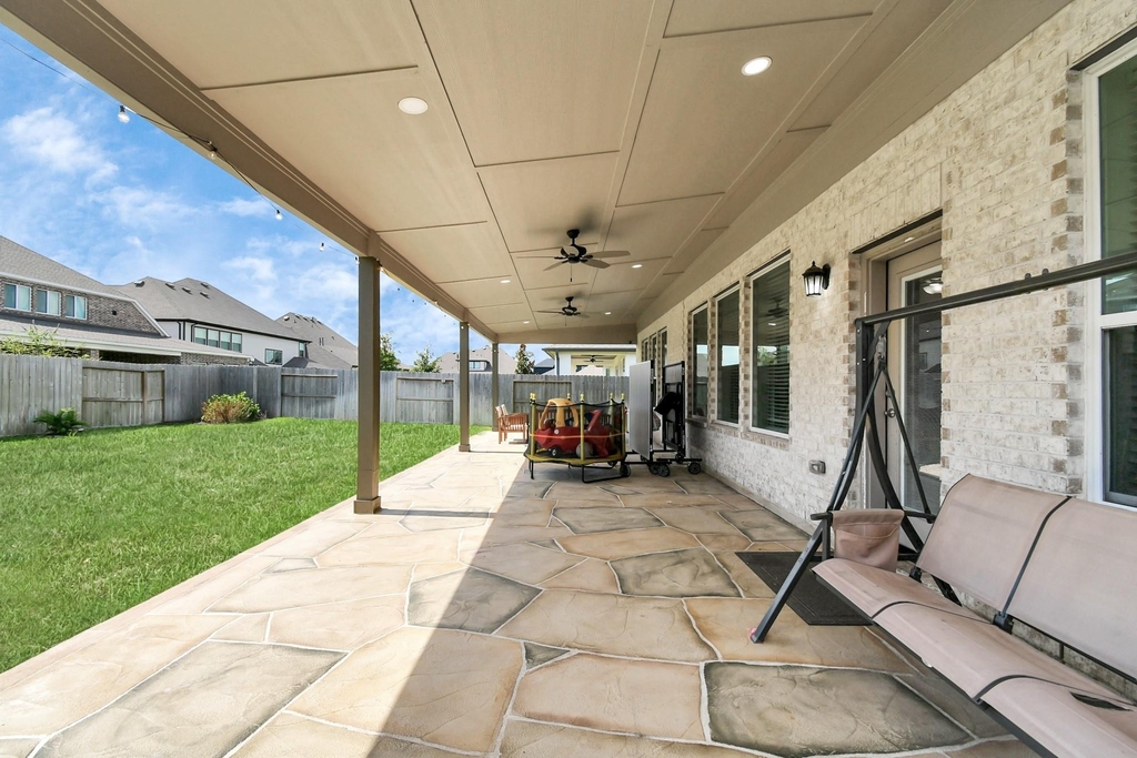 10002 Serenity Grove Drive - Photo 34