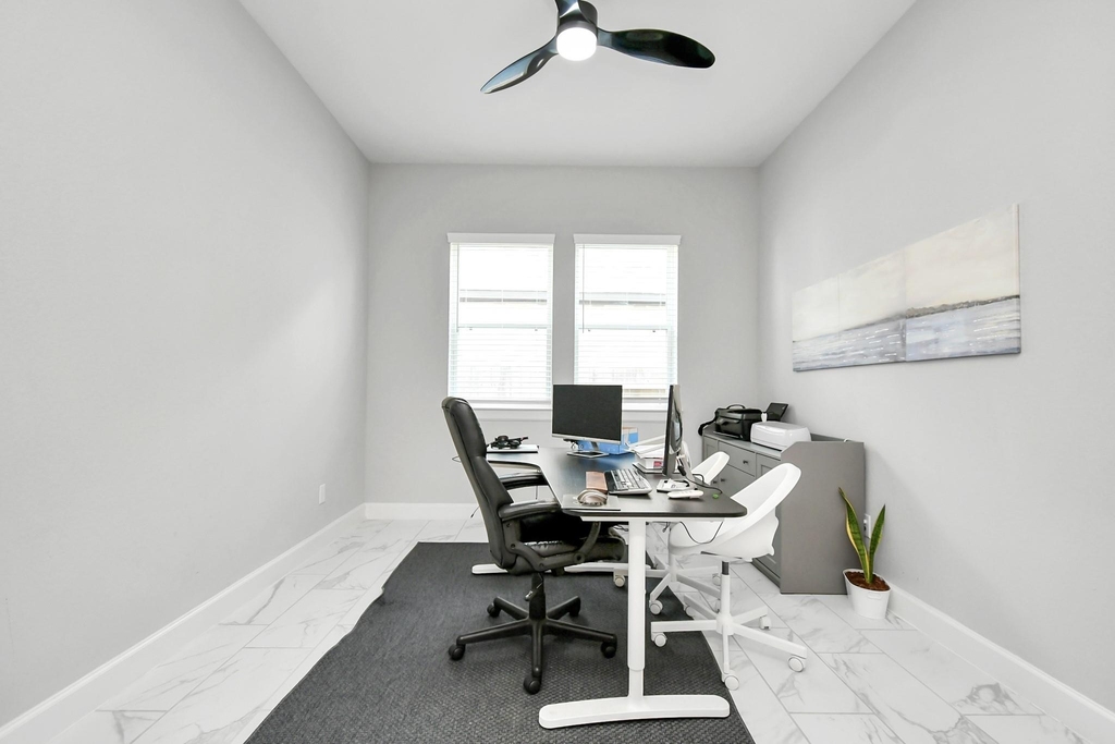 10002 Serenity Grove Drive - Photo 29