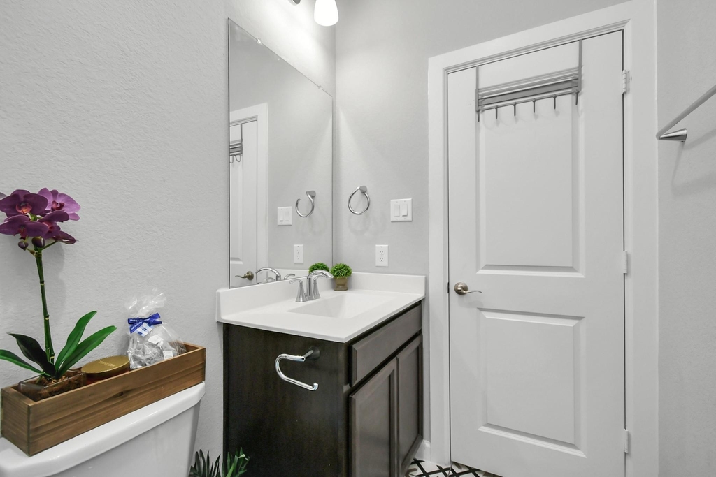 10002 Serenity Grove Drive - Photo 24
