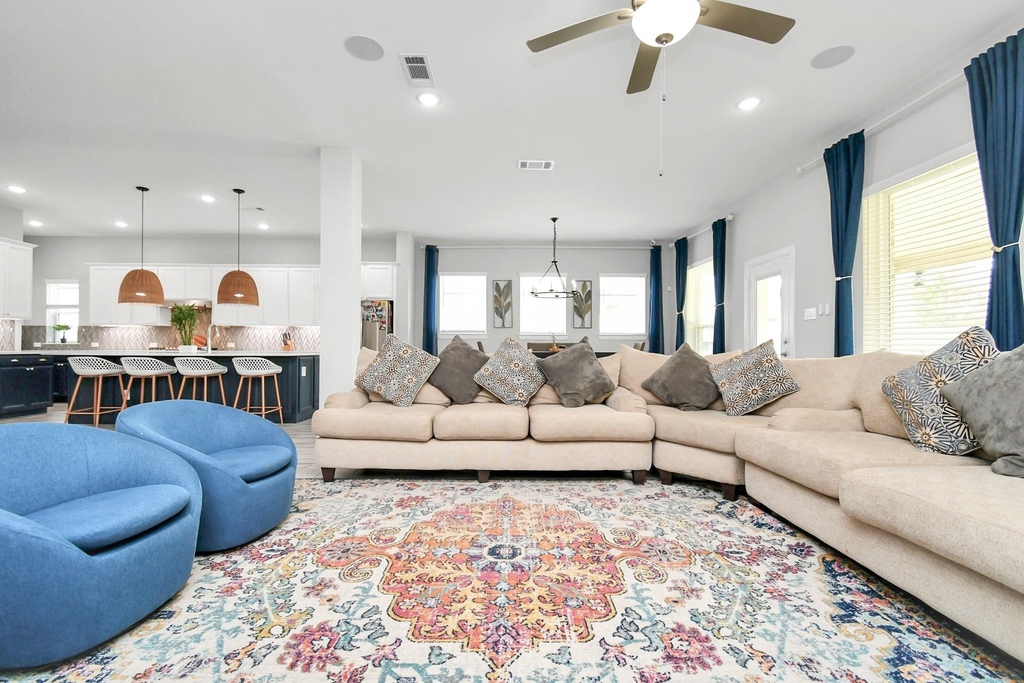 10002 Serenity Grove Drive - Photo 4