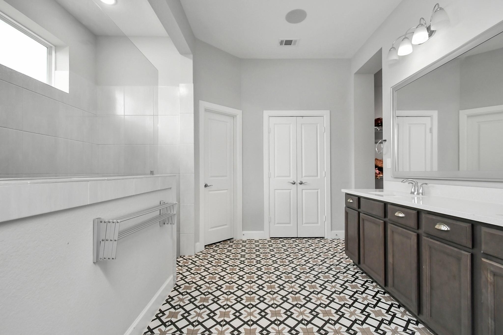 10002 Serenity Grove Drive - Photo 16