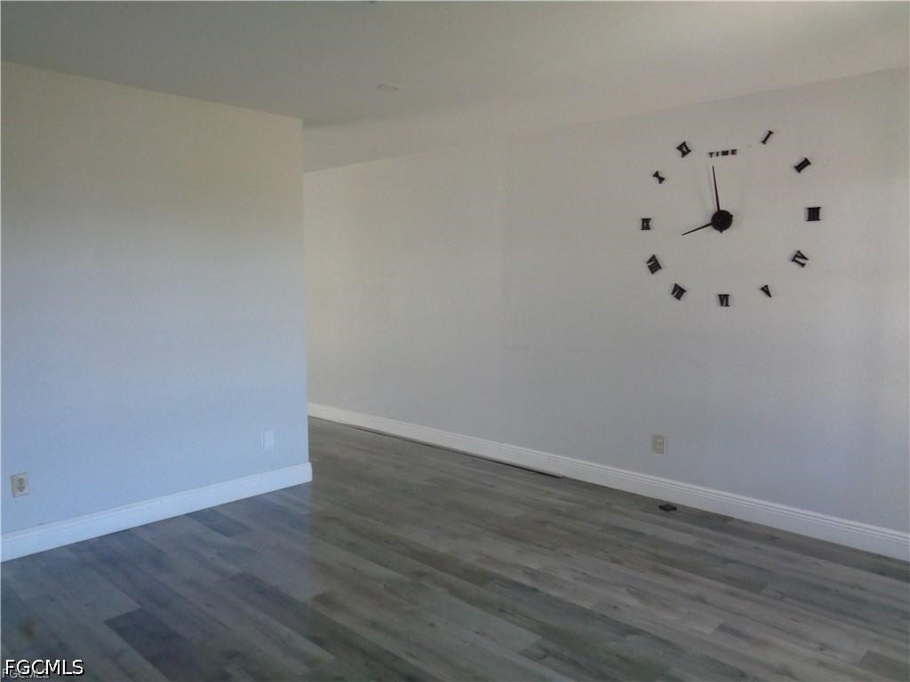 1939 Se 15th Place - Photo 2