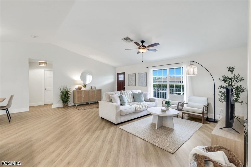 3322 Oasis Boulevard - Photo 12
