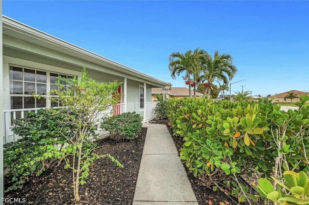 3322 Oasis Boulevard - Photo 3
