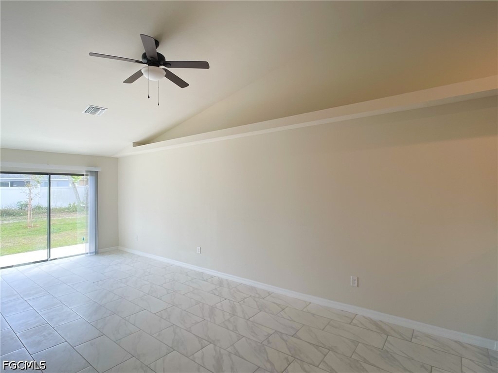 2005 Chiquita Boulevard S - Photo 2
