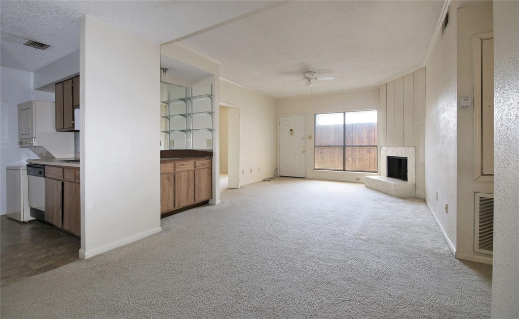 5711 Sugar Hill - Photo 2