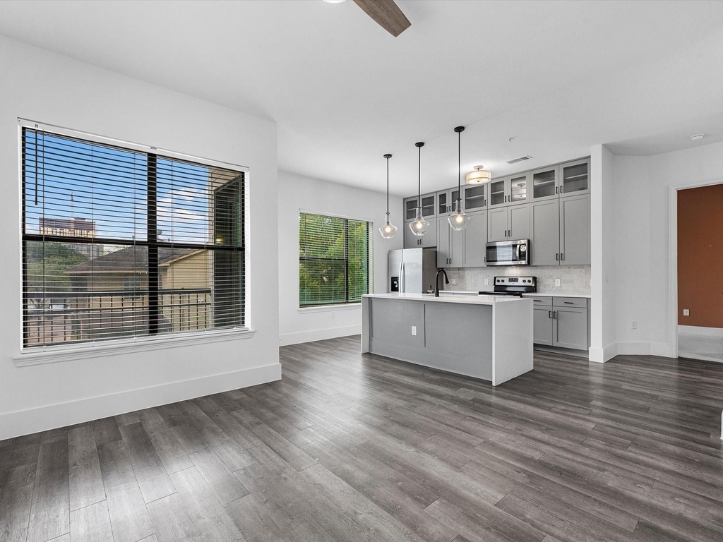1508 Blodgett Street - Photo 6