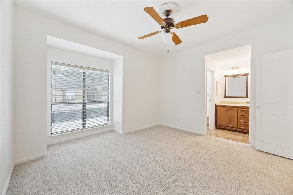 11711 Memorial Drive - Photo 9
