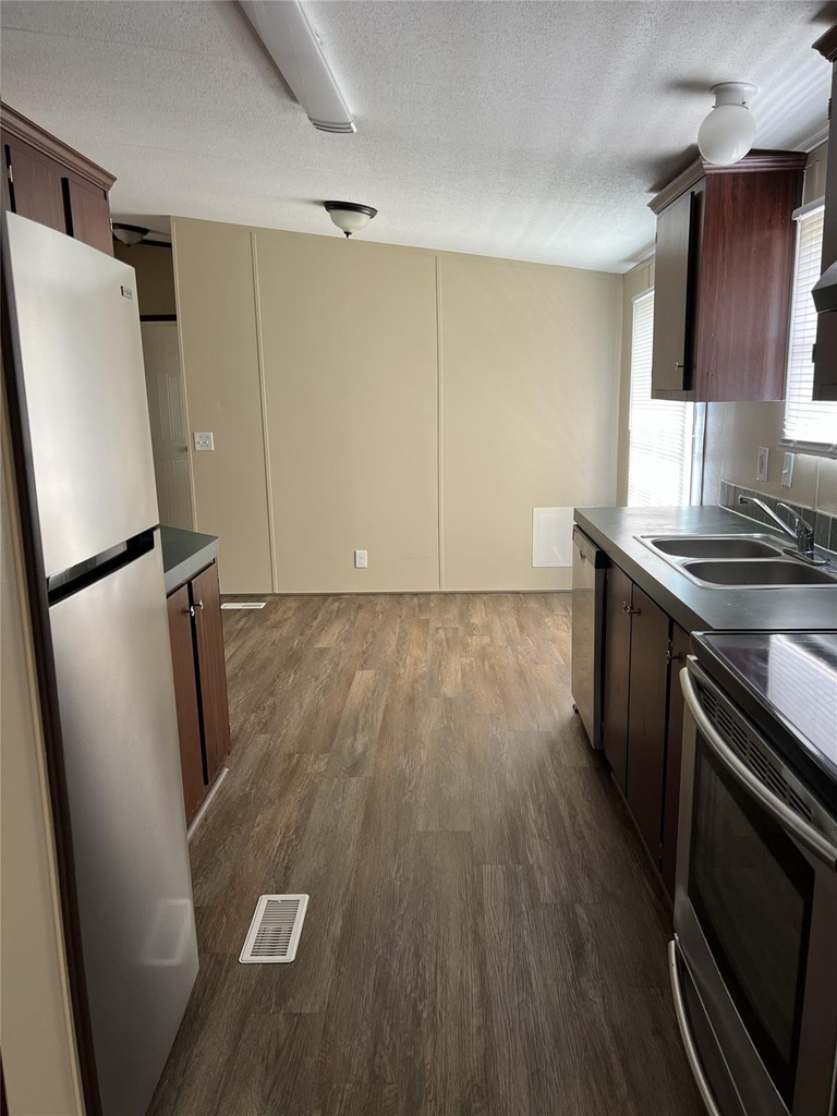 16524 Spring Rain Court - Photo 8