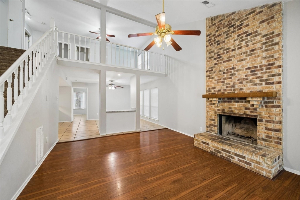 2 Goldthread Court - Photo 0