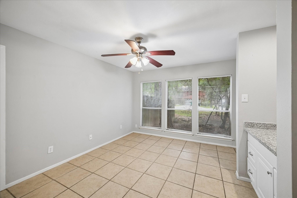 2 Goldthread Court - Photo 2
