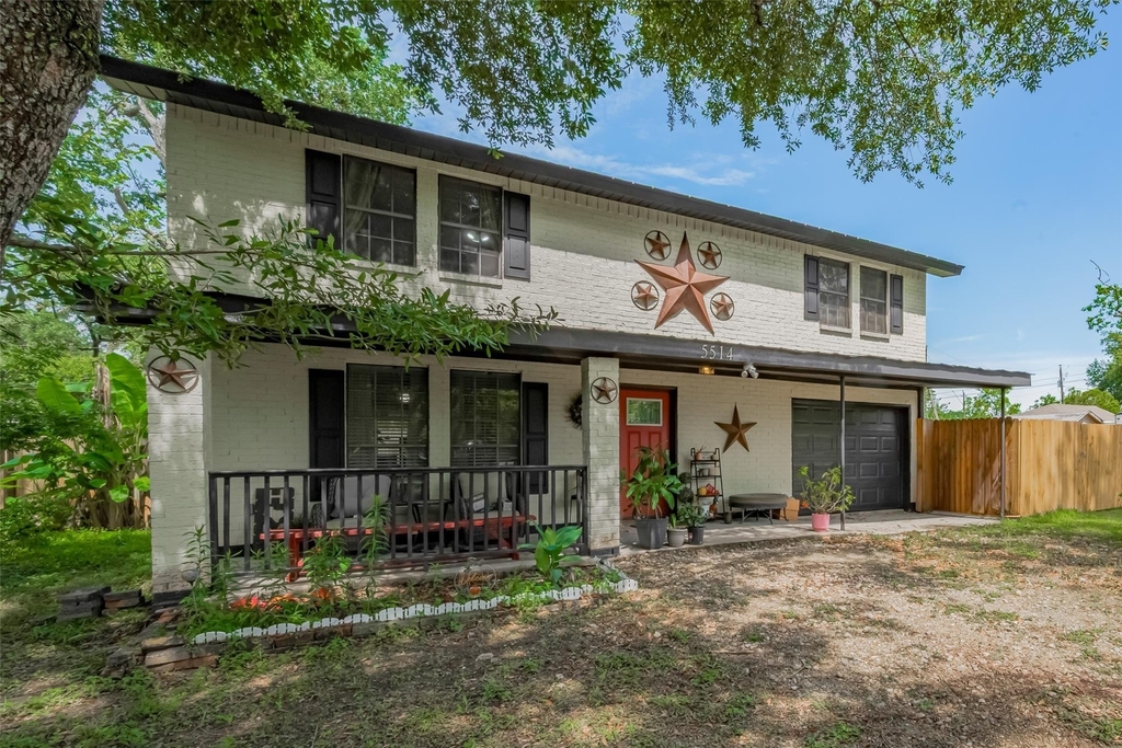 5514 Avenue M - Photo 2