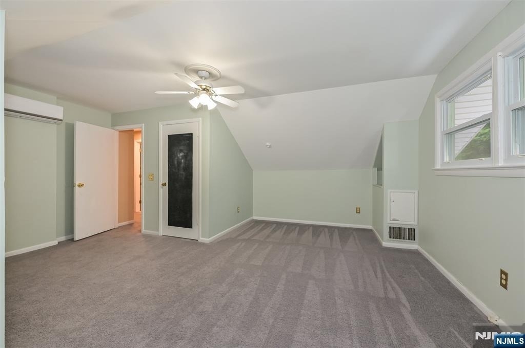 135 Elmwood - Photo 15