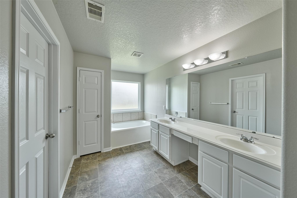 9935 Knob Hollow Way - Photo 17
