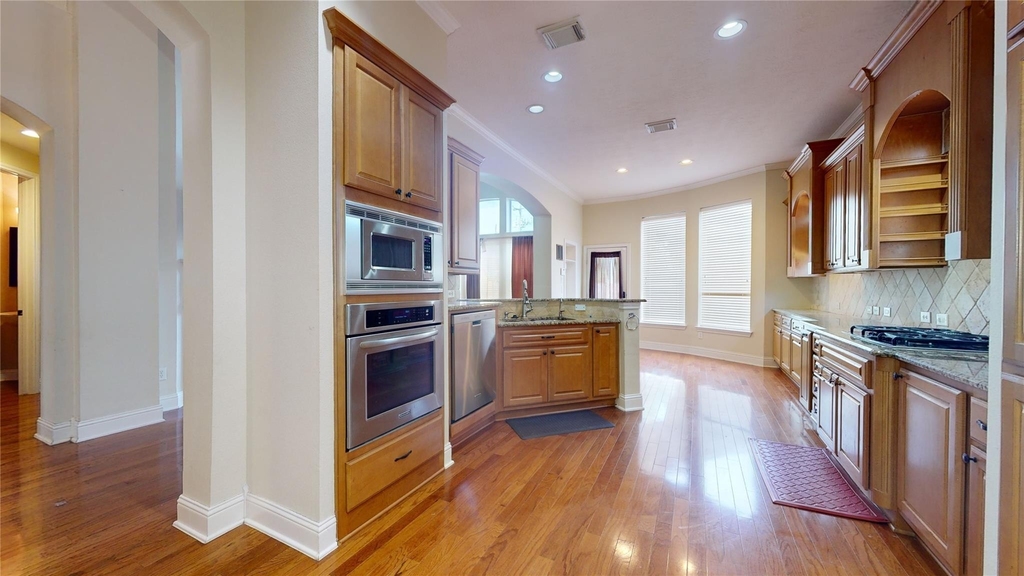 8538 Sunrise Meadow Lane - Photo 15