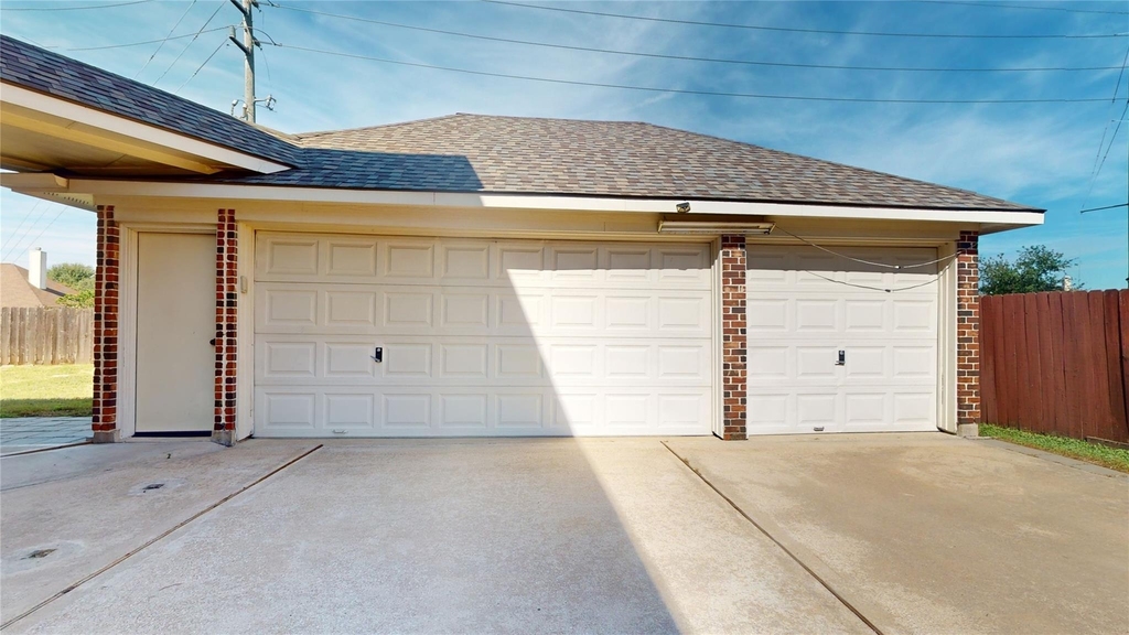 8538 Sunrise Meadow Lane - Photo 45
