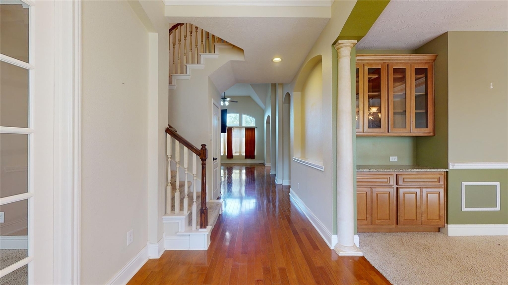 8538 Sunrise Meadow Lane - Photo 4