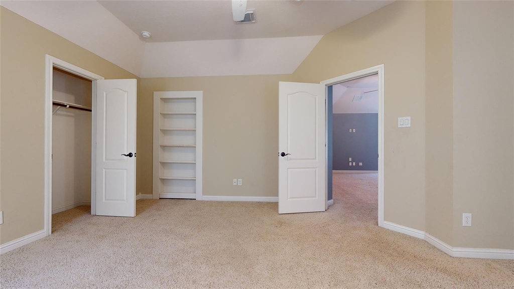 8538 Sunrise Meadow Lane - Photo 38