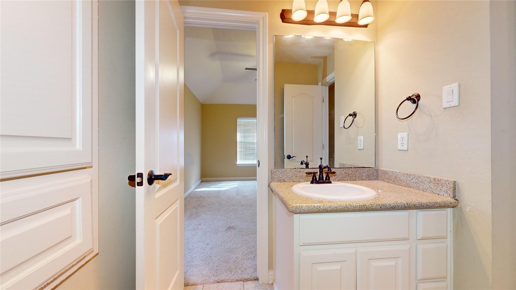 8538 Sunrise Meadow Lane - Photo 31