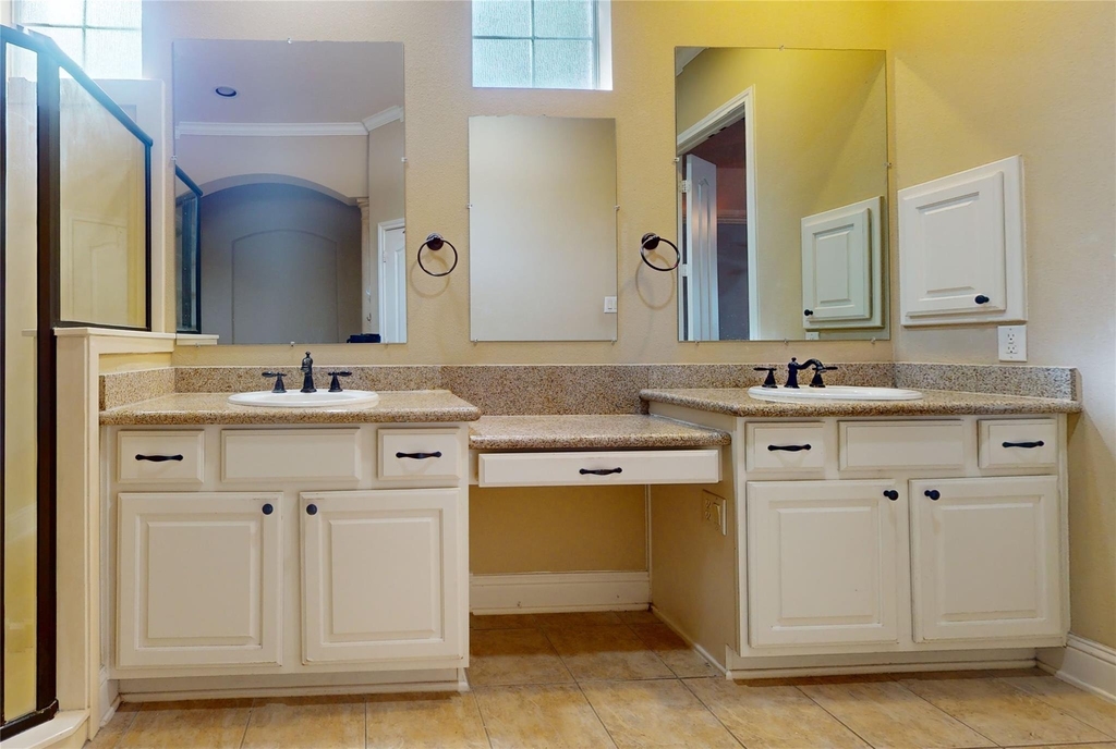 8538 Sunrise Meadow Lane - Photo 22