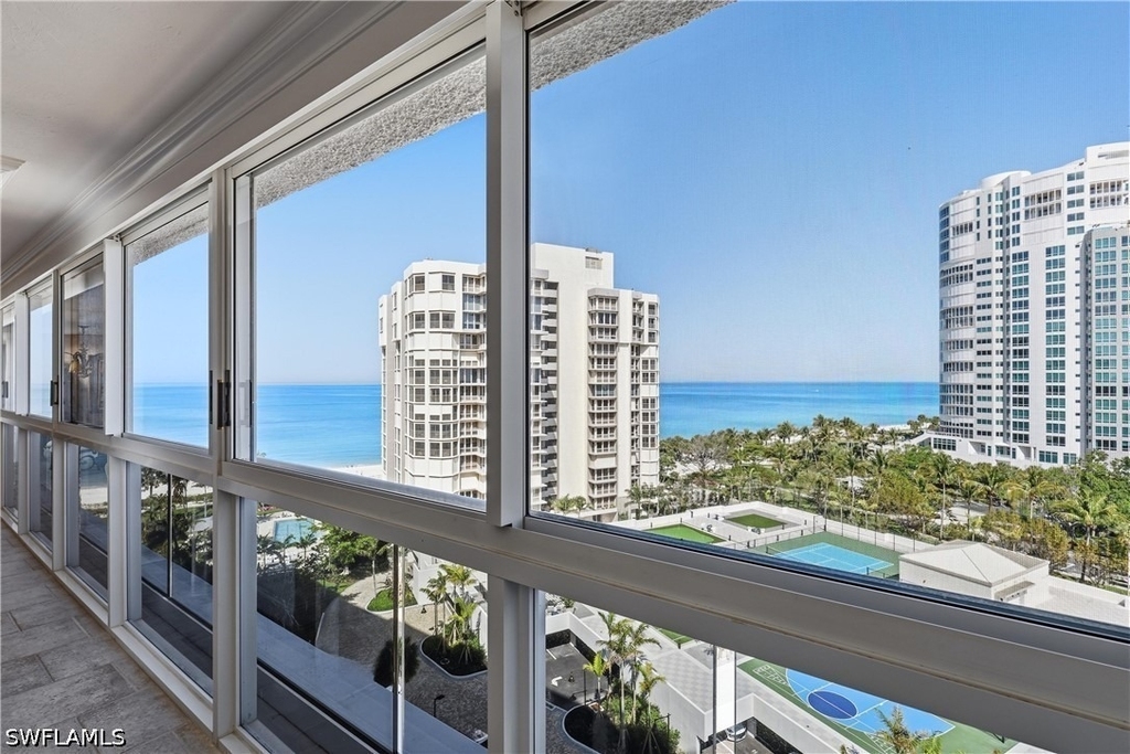 4041 Gulf Shore Boulevard N - Photo 3
