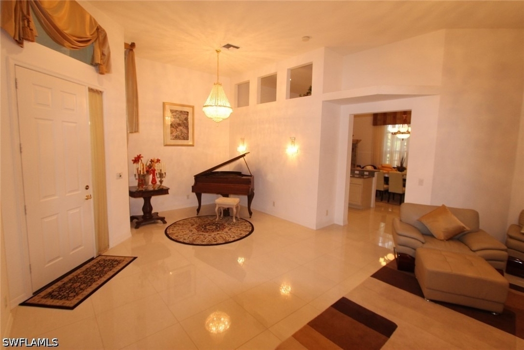 8526 Pepper Tree Way - Photo 4