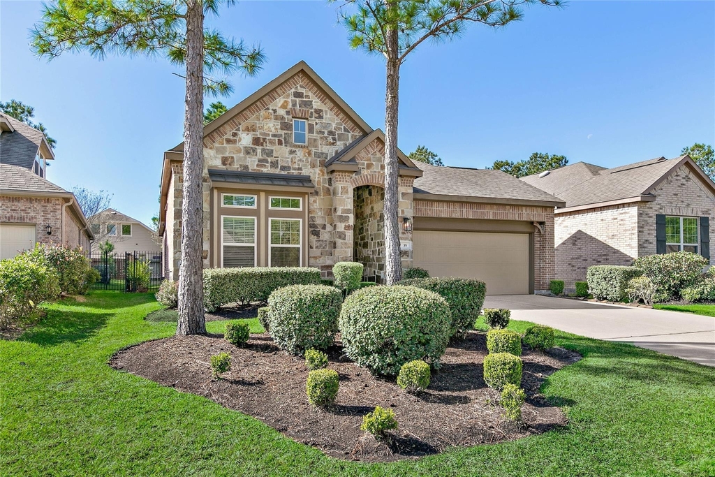 35 E Wolf Cabin Circle - Photo 1
