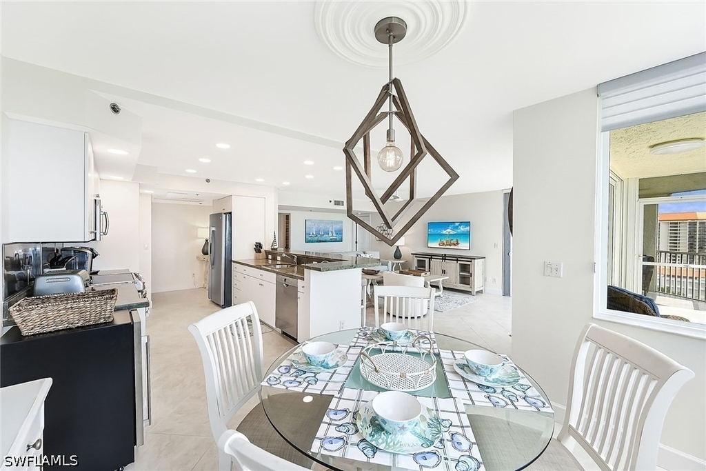 5550 Heron Point Drive - Photo 4