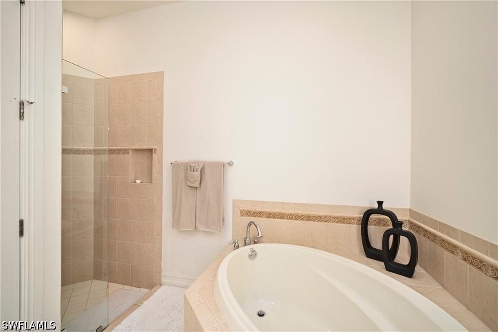 8519 Chase Preserve Drive - Photo 14