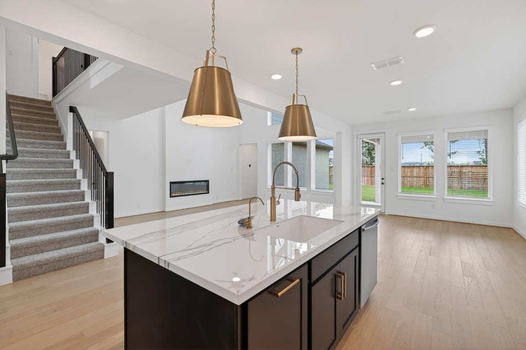 9437 Pacific Crest Ct - Photo 4