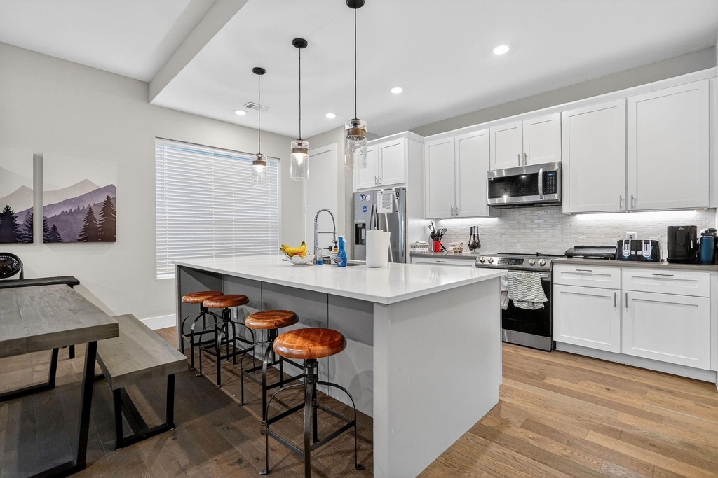 297 Estates Circle - Photo 4