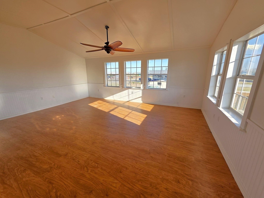 405 Blue Water Boulevard - Photo 8