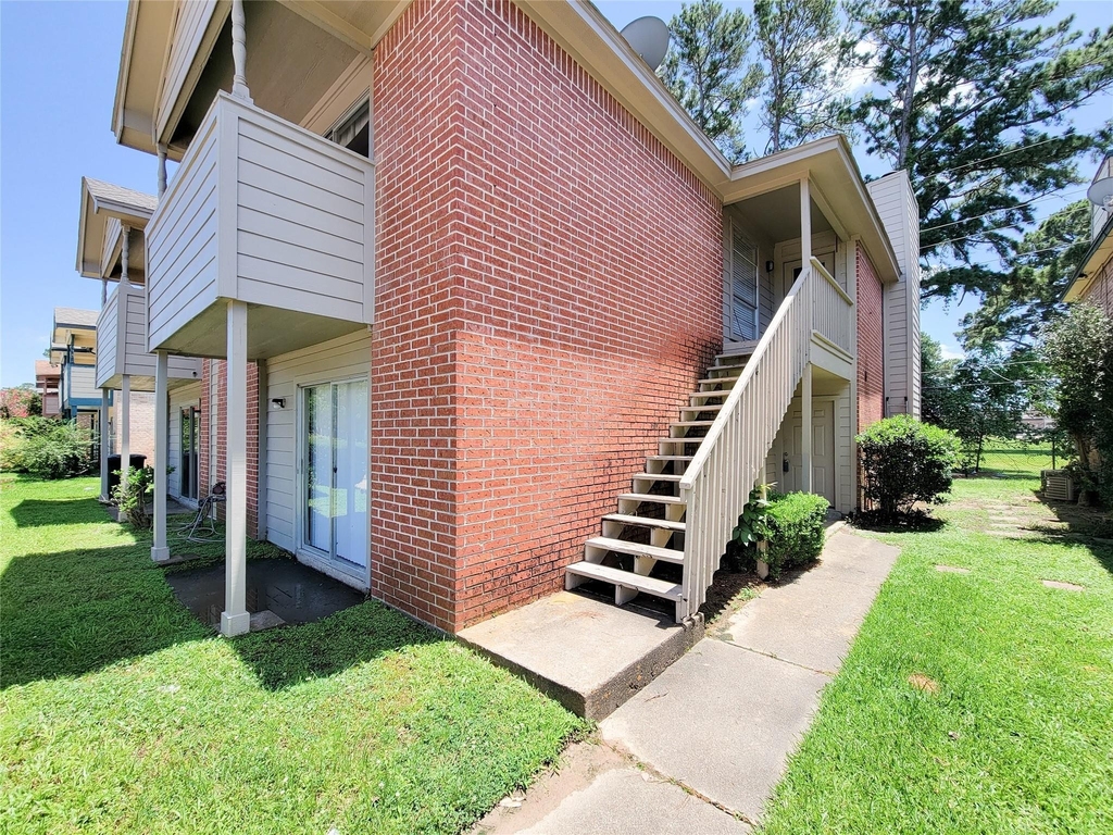 13611 Ravensway - Photo 0