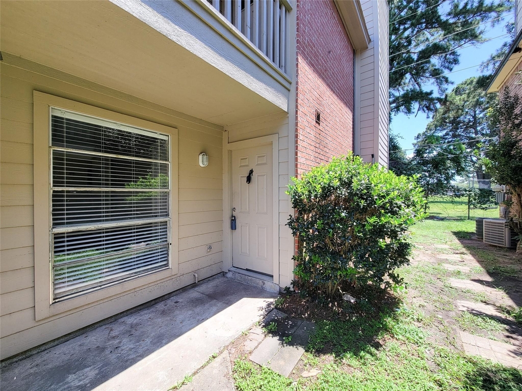 13611 Ravensway - Photo 1
