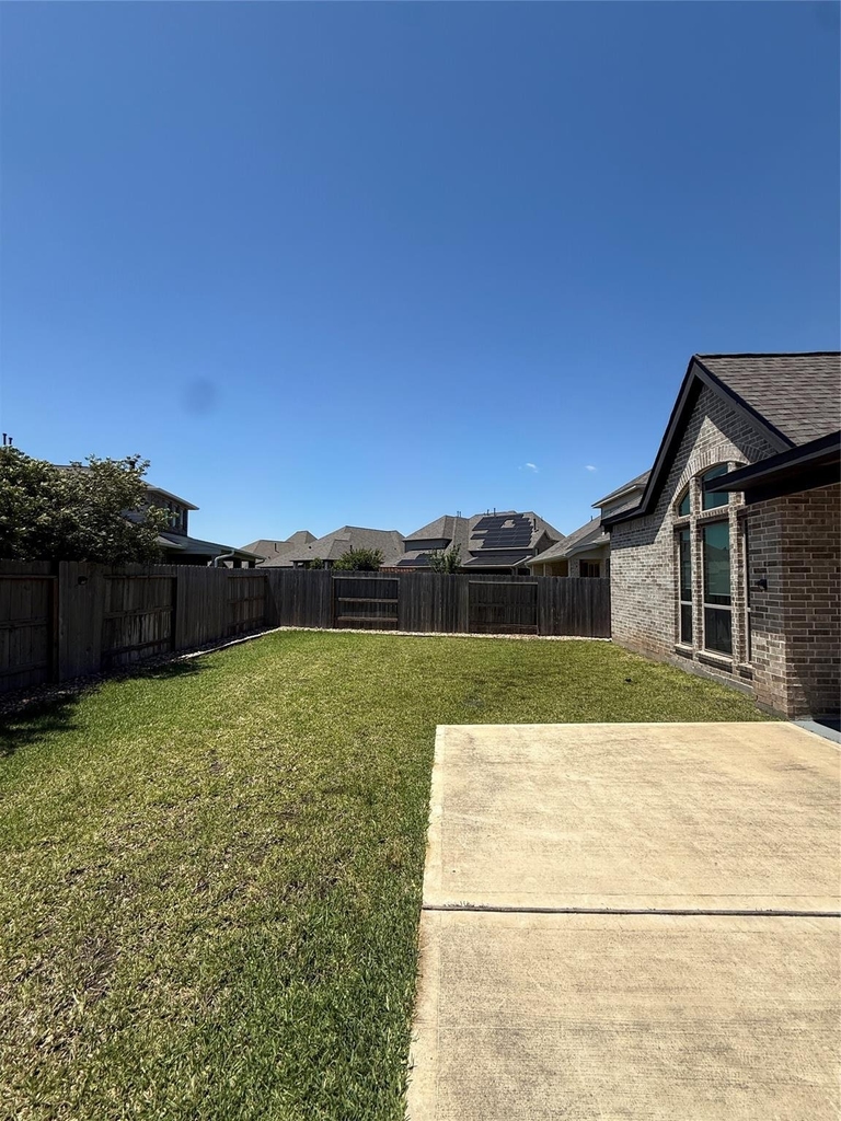 563 Santa Rosa Hills Drive - Photo 39