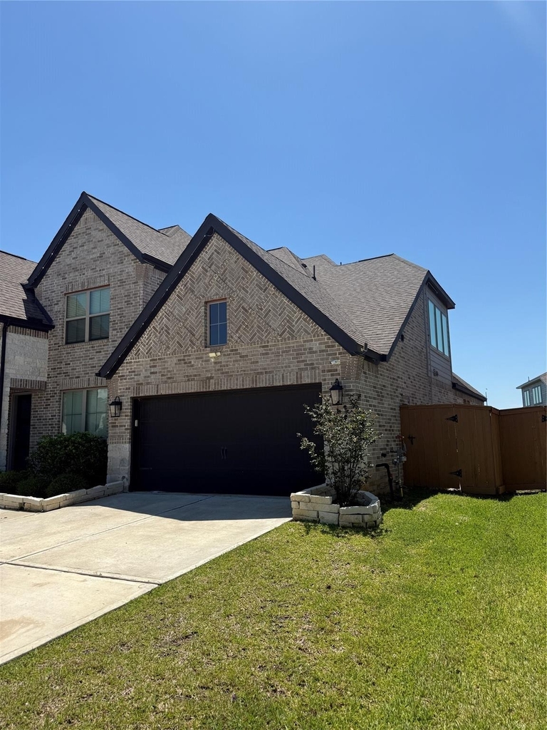 563 Santa Rosa Hills Drive - Photo 3
