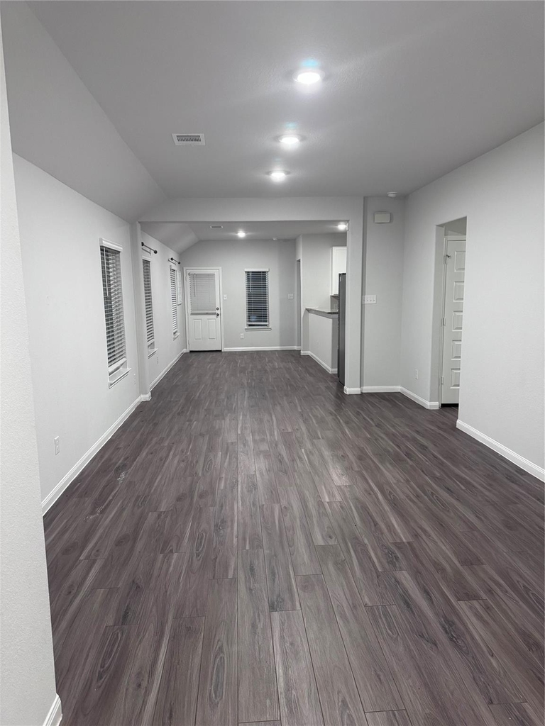 2217 Middle Ridge Drive - Photo 3