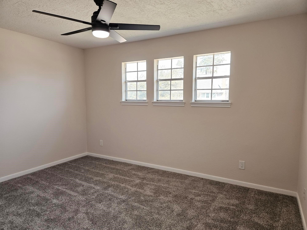 16627 Aldenham Place - Photo 15
