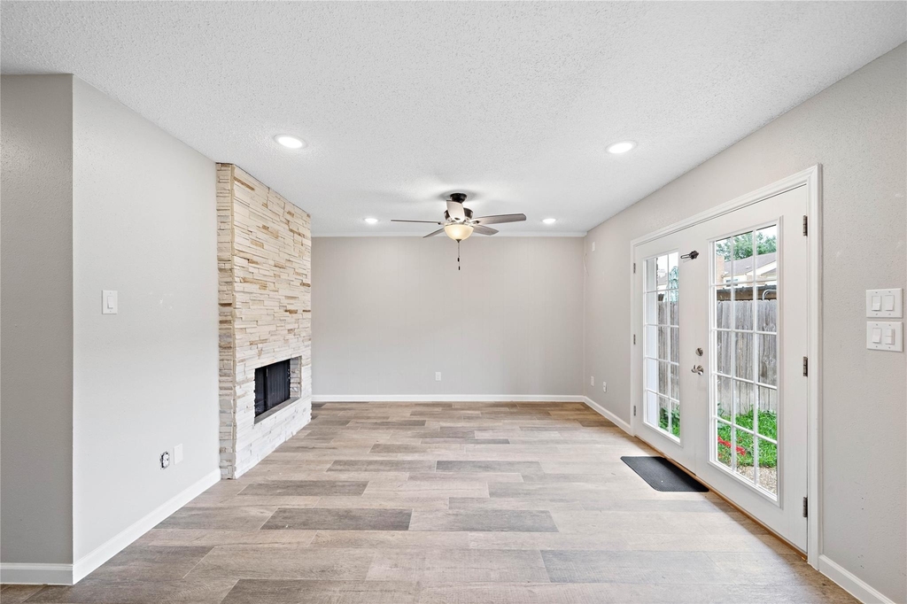 14256 Misty Meadow Lane - Photo 5