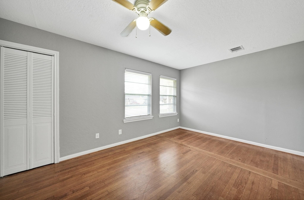 9953 Mango St - Photo 10